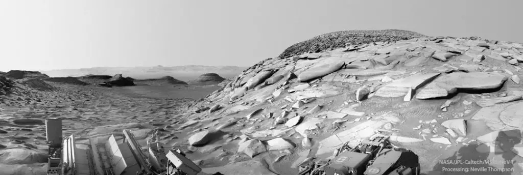 Flat Rock Hills on Mars