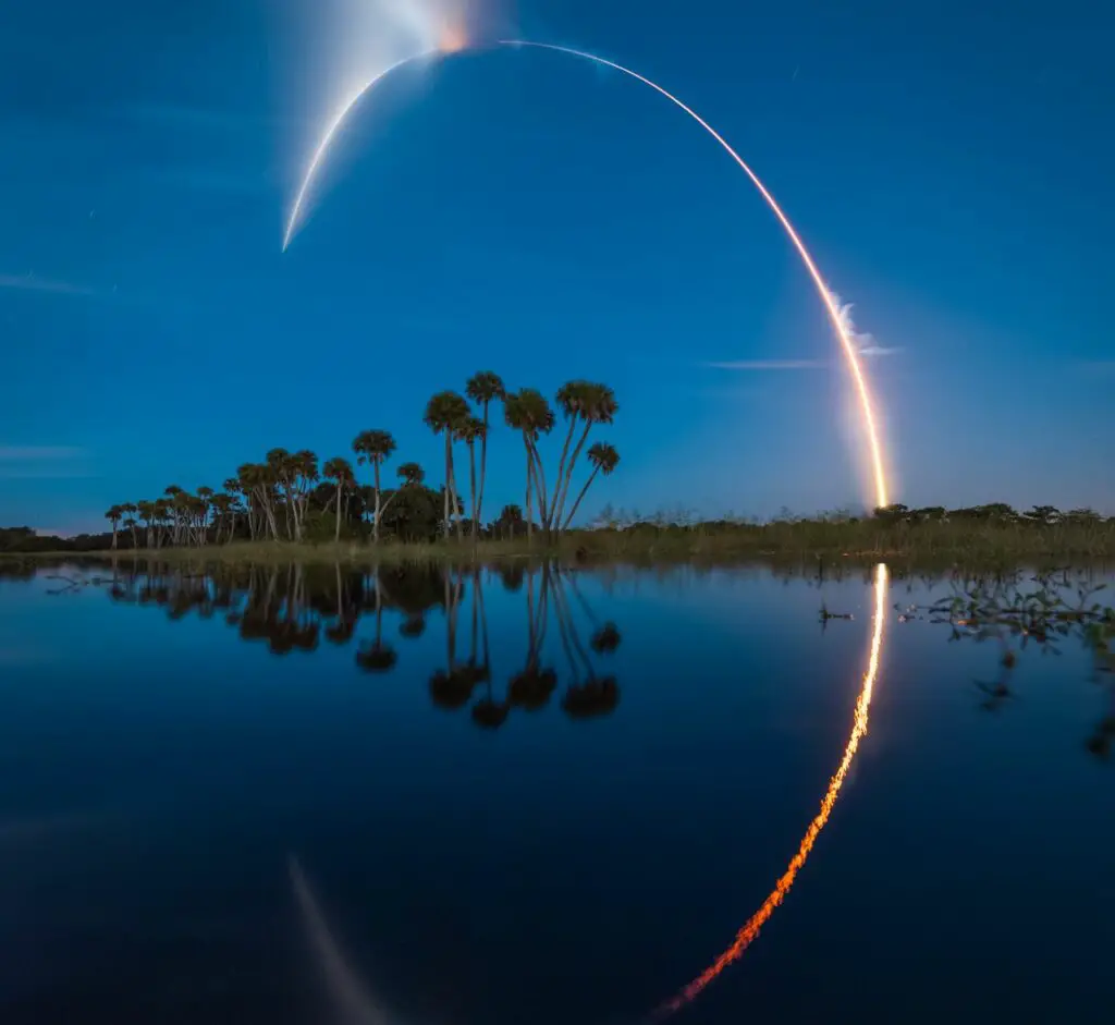 Rocket Report: Virgin Galactic delays flight, Falcon Heavy nets NASA mission