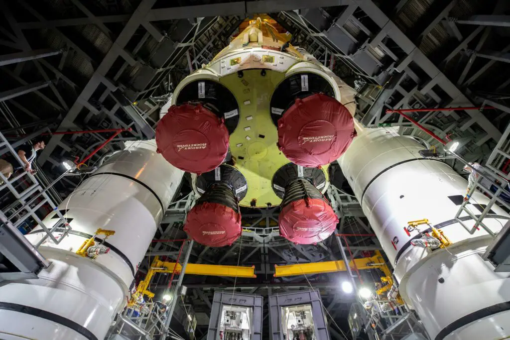 NASA SLS core/booster mate sets the stage for Artemis 1 pre-launch checkout