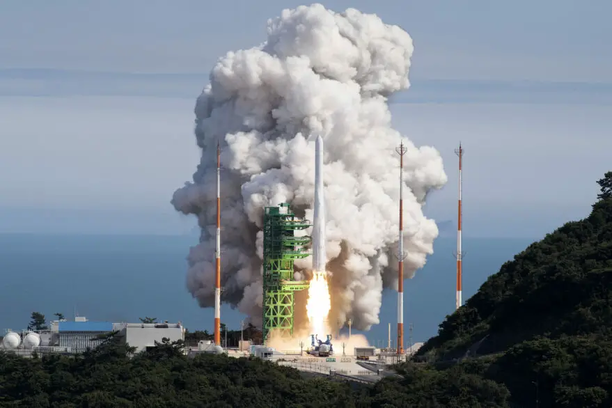 South Korean rocket puts satellites in orbit for the first time in second flight
