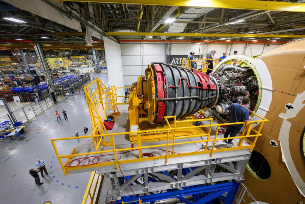 RS-25 engine installation into the Artemis II SLS Core Stage begins