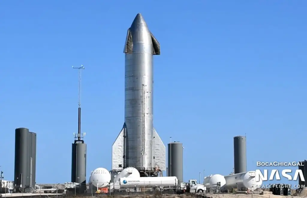 Starship SN10’s Raptors installed as testing begins