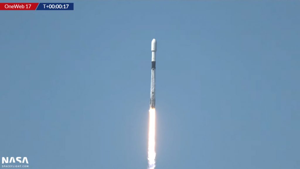 SpaceX launches OneWeb 17 mission and returns booster to LZ-1