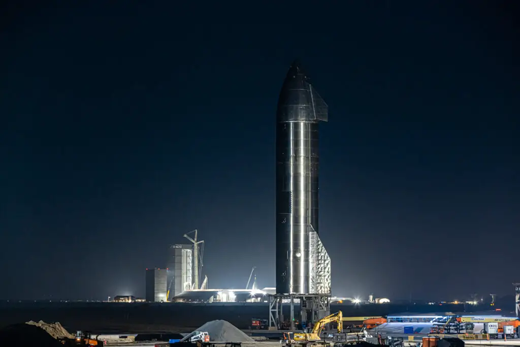SpaceX working toward early Tuesday morning Starship launch [Updated]