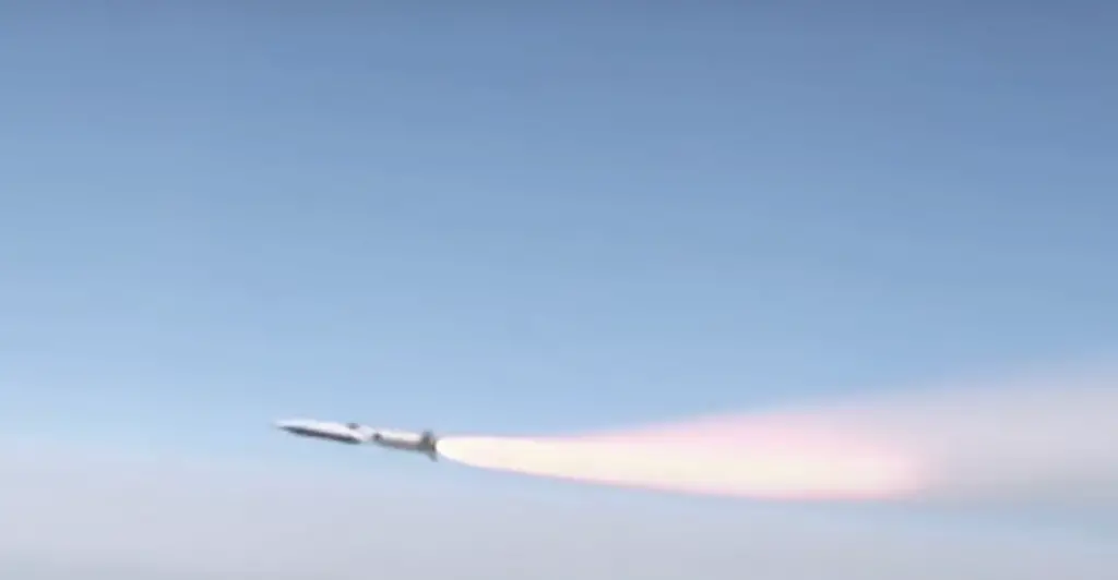 SpaceX wins Air Force manufacturing research contract for hypersonic vehicle thermal shields