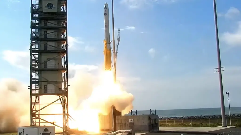 Northrop Grumman’s Minotaur 1 rocket launches three classified NRO payloads
