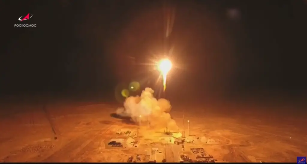 Soyuz mission launches 34 OneWeb satellites to orbit