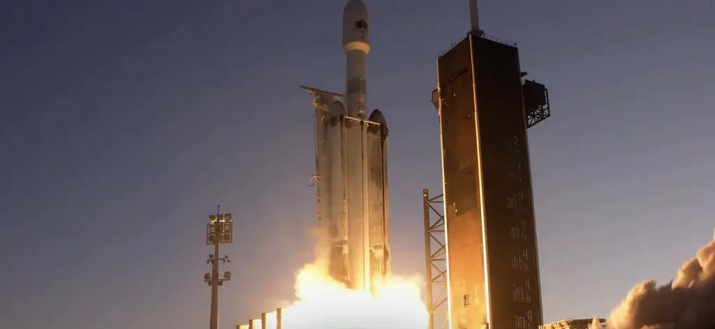 SpaceX launches U.S. Space Force’s first mission of 2023 on Falcon Heavy