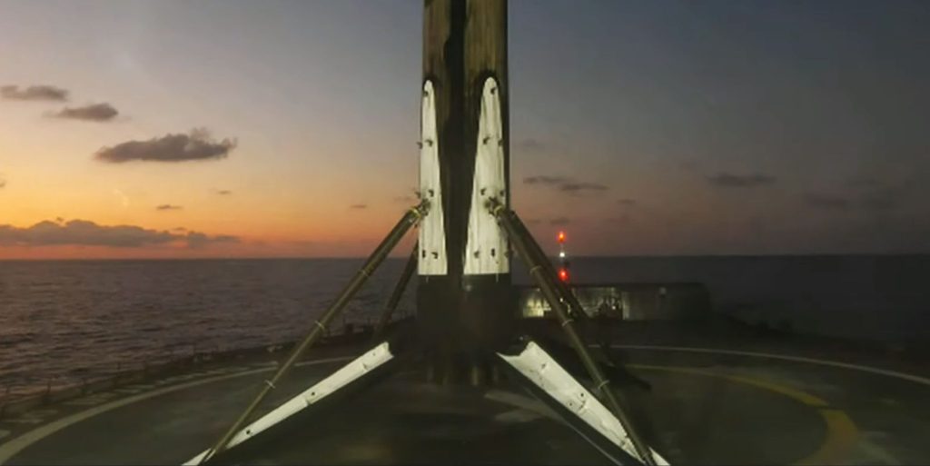 SpaceX Falcon rocket aces 100th consecutive rocket landing