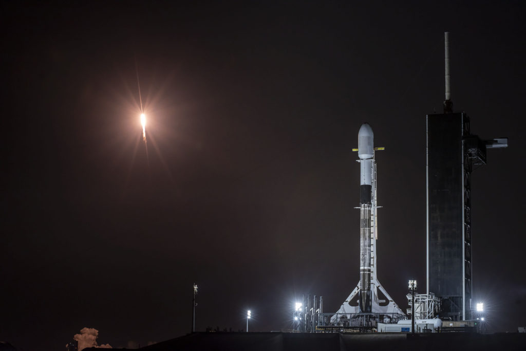 SpaceX successfully launches long-delayed Starlink L-17 mission