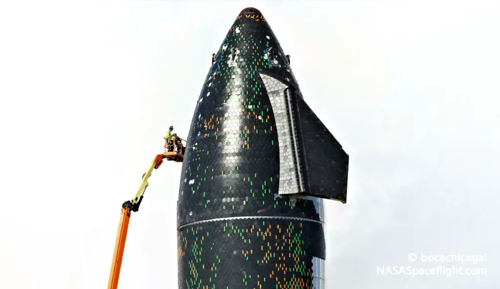 SpaceX repairing heat shield, reinstalling Raptors on first orbital-class Starship