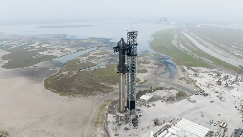 Rocket Report: Starship gets a tentative launch date; China tests ocean landing