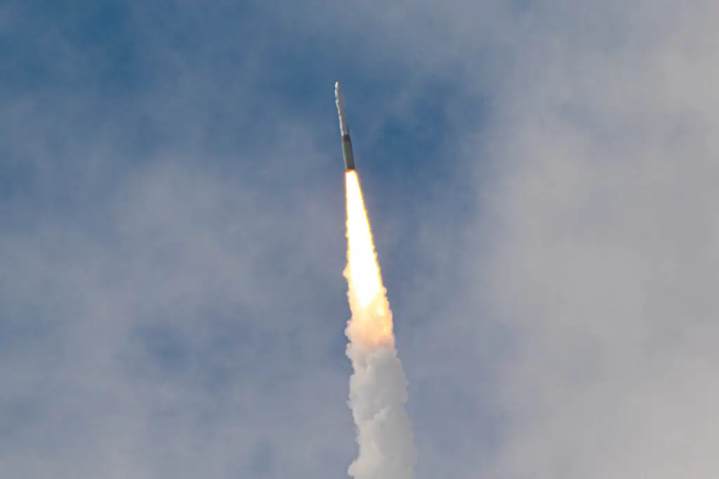 Cold-War-era missile launches three modern-day spy satellites