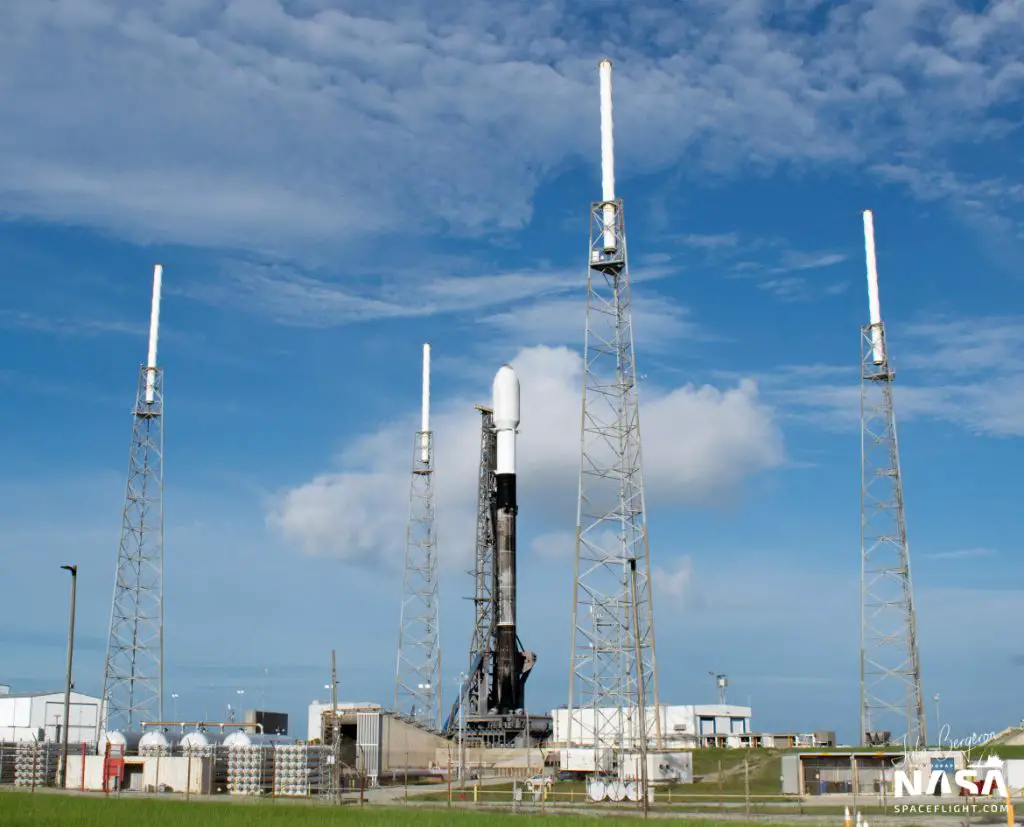 SpaceX rings in 2023 with Transporter-6 rideshare mission
