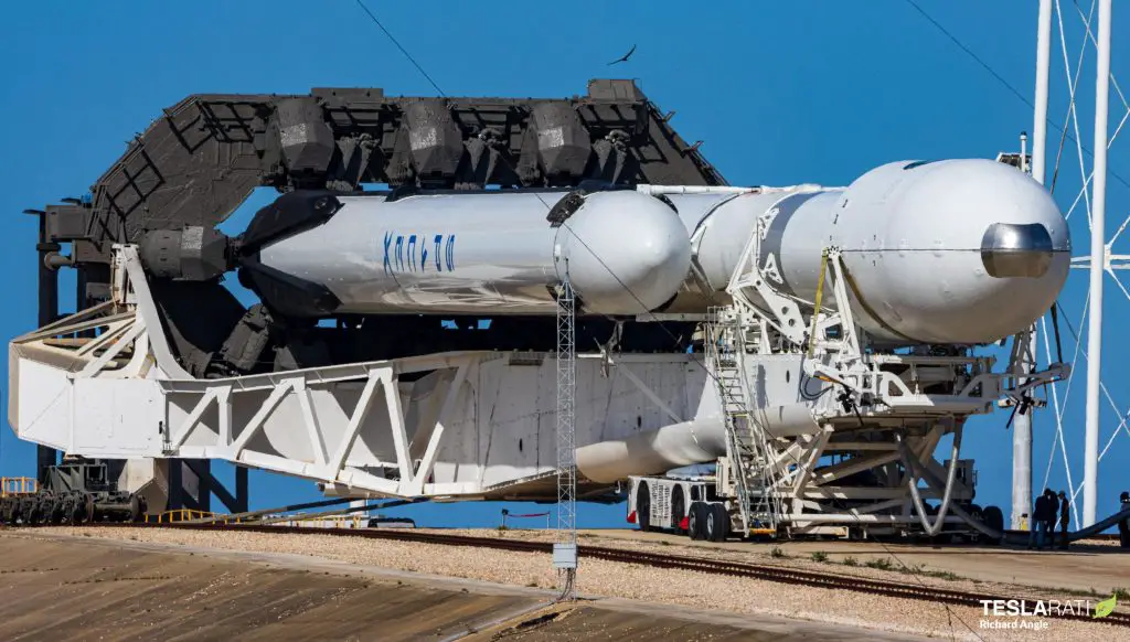 SpaceX gears up for busy year of Falcon Heavy launches