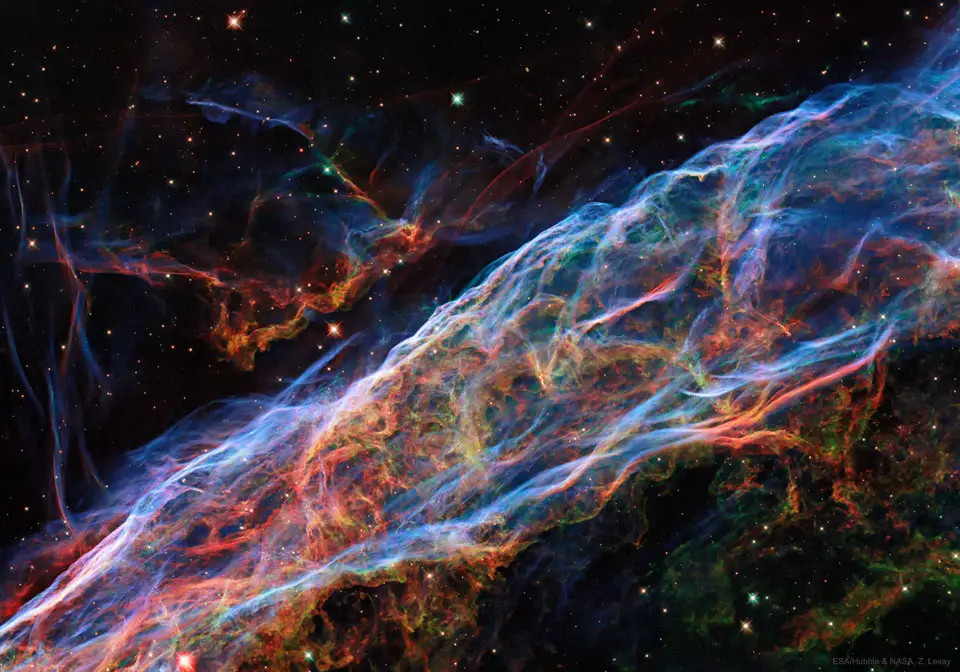 Veil Nebula: Wisps of an Exploded Star