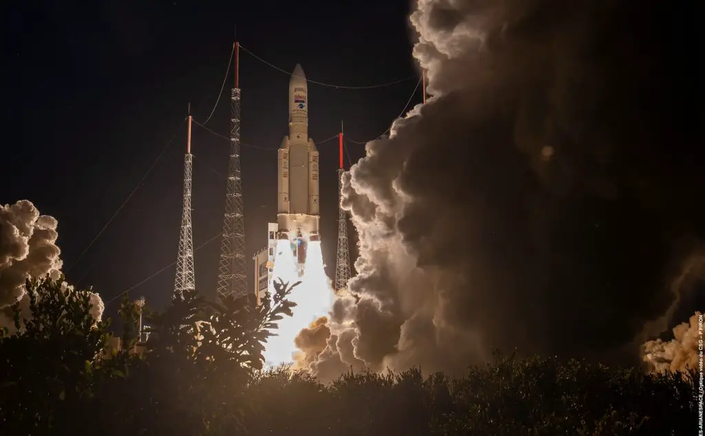Ariane 5 launches for the final time
