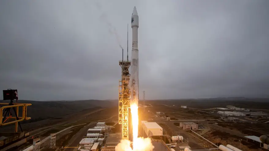 Atlas 5 launches Landsat 9
