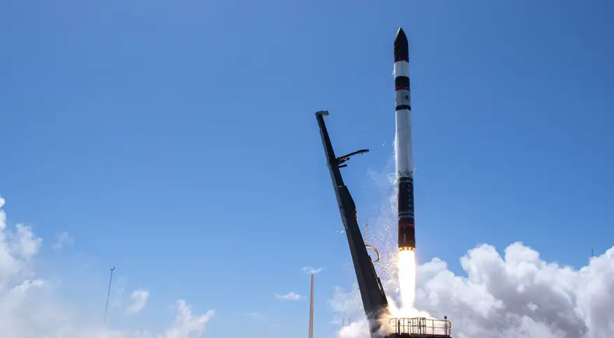 Rocket Lab launches BlackSky satellites