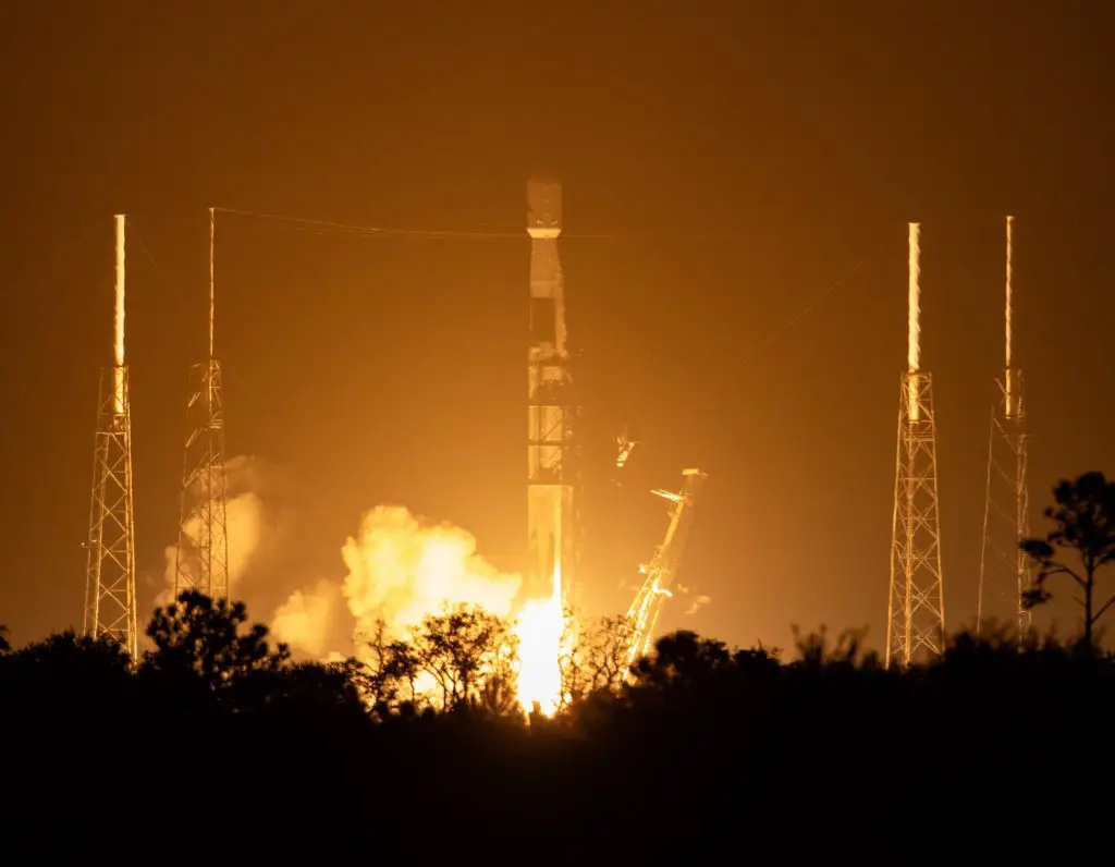Falcon 9 launches PACE Earth science mission