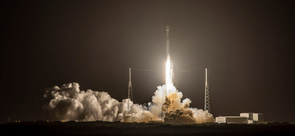 SpaceX launches 60 more Starlink spacecraft; FCC clears SpaceX to fly satellites at lower altitudes