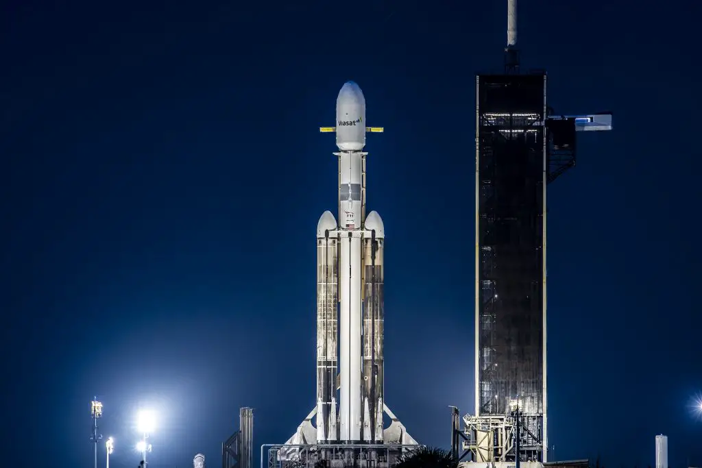 SpaceX Falcon Heavy successfully brings 3 satellites to orbit after delays
