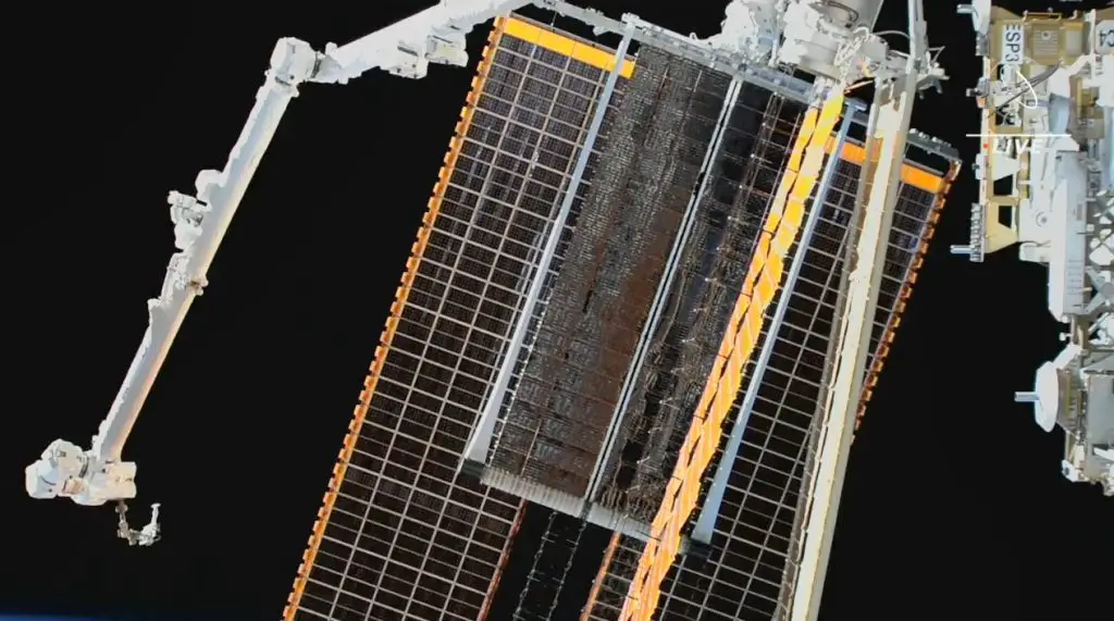 NASA to add fourth pair of roll-out arrays to ISS