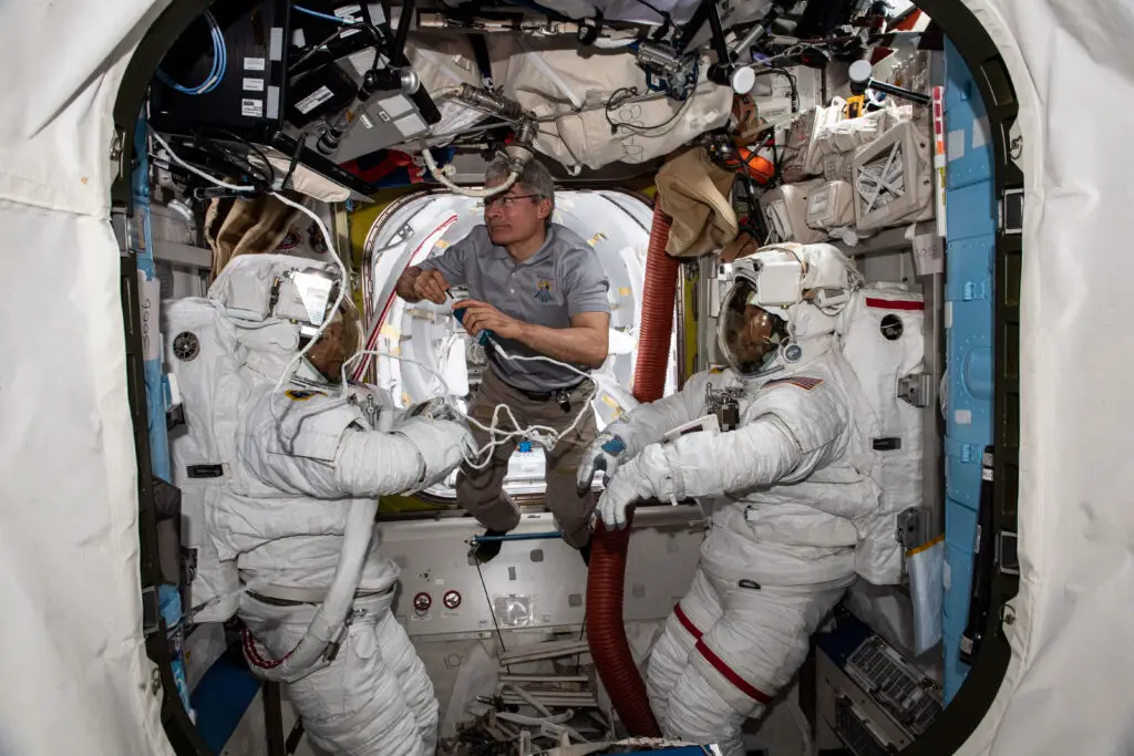 Wisconsin Students to Hear from NASA Astronauts Aboard Space Station