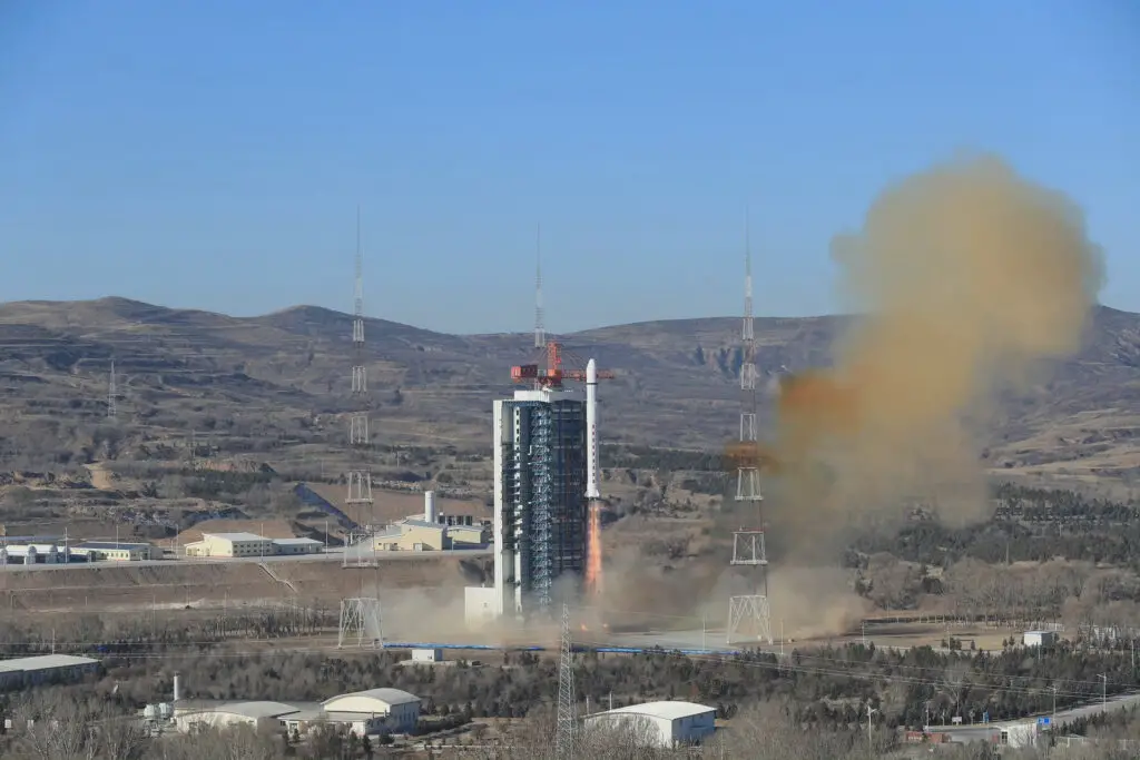 China launches Long March 2D with Shiyan-13 to start busy year