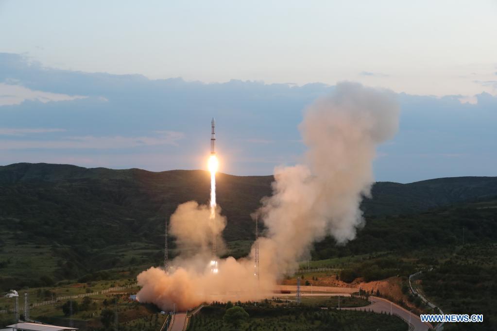 China launches satellite group to detect global radio transmissions