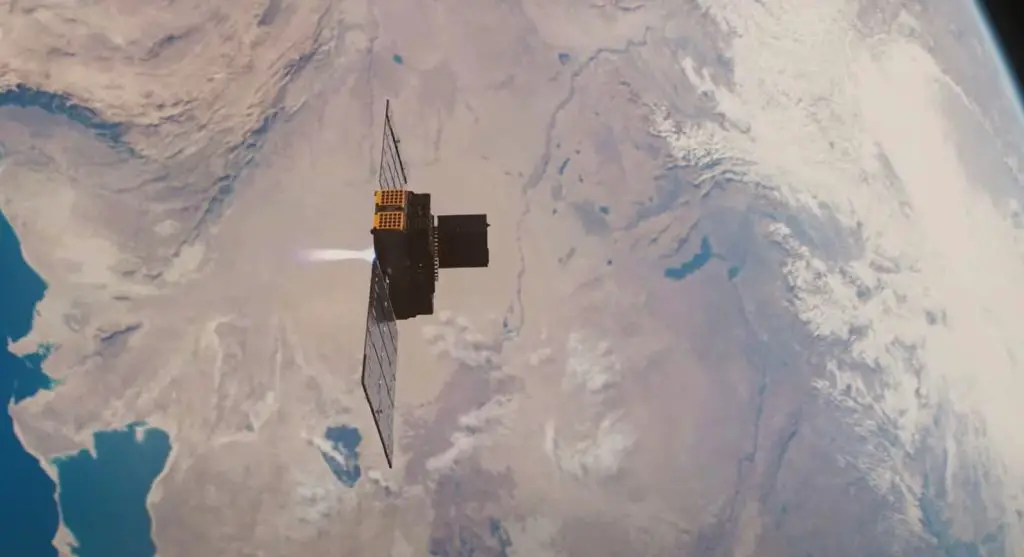 Momentus tug raises orbit with water-fueled thruster