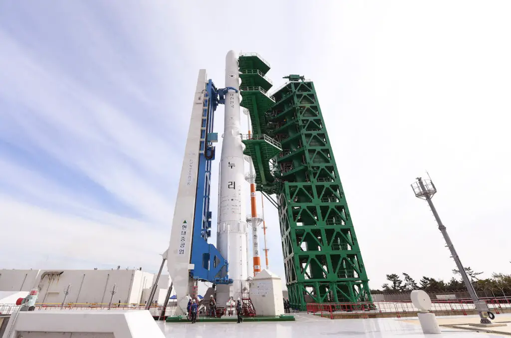 South Korean satellite launcher set for first test flight