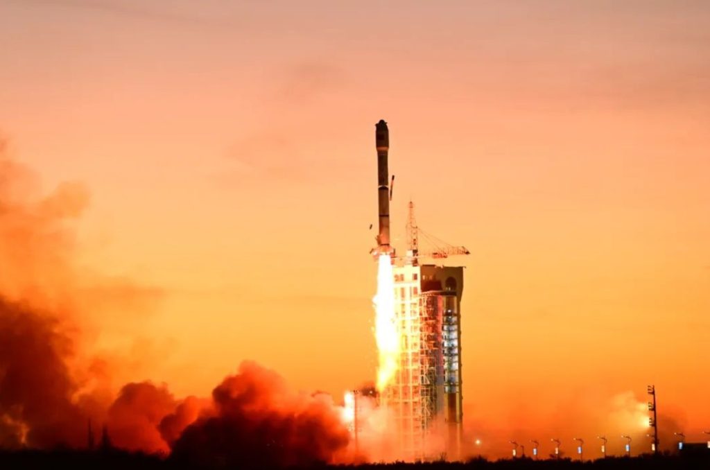 Chinese satellite internet mission rounds off record year for global launches