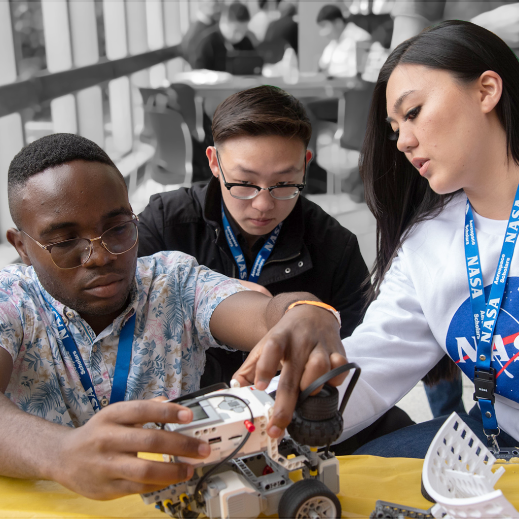 NASA Invites Students, Educators to Join Artemis I Mission