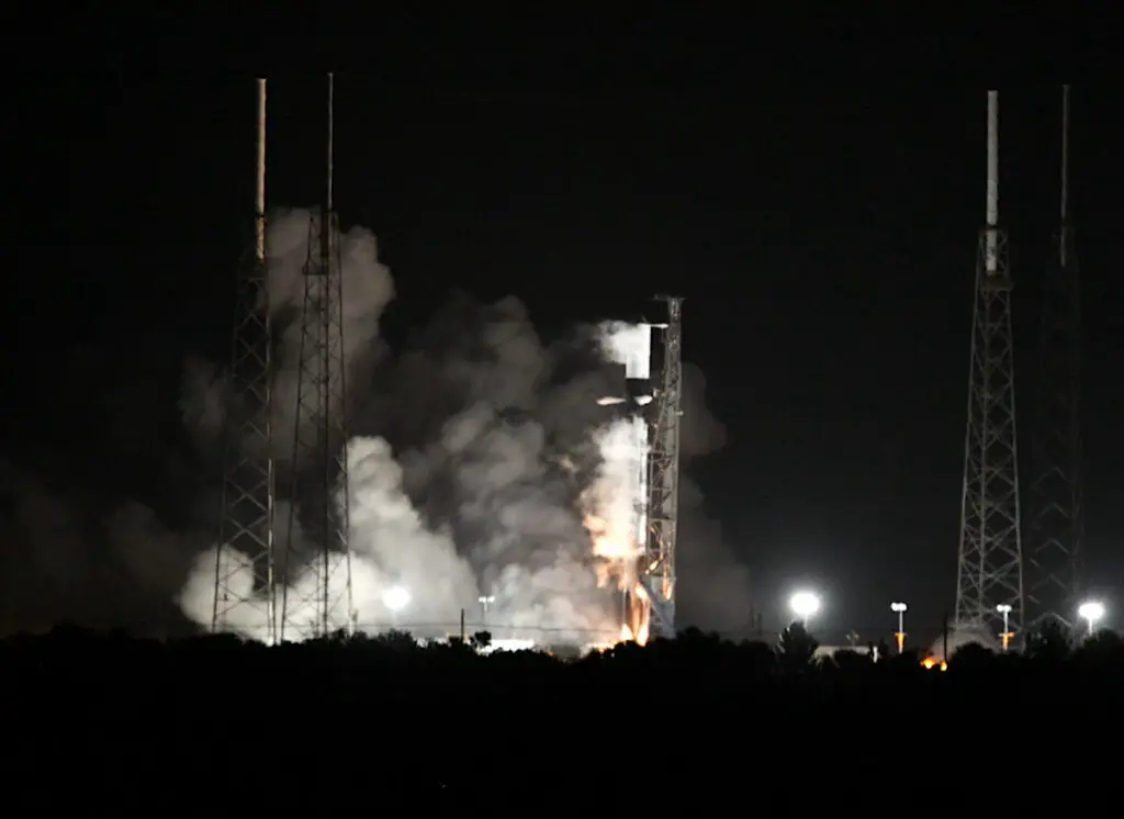 SpaceX completes static test-firing for weekend launch