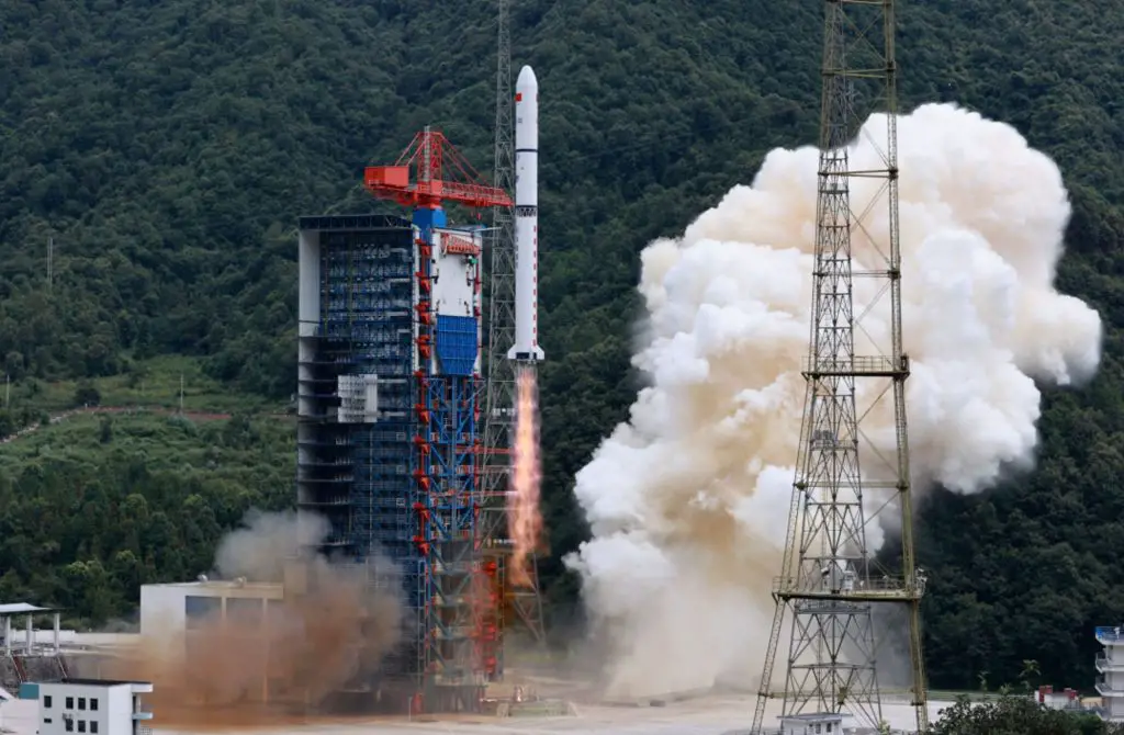 China performs two launches inside two hours